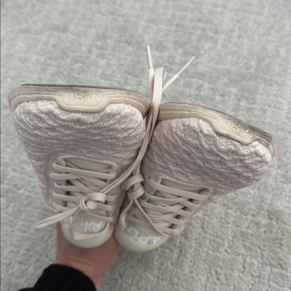APL Techloom Phantom Sneakers sandcastle cream off white ecru beige offwhite